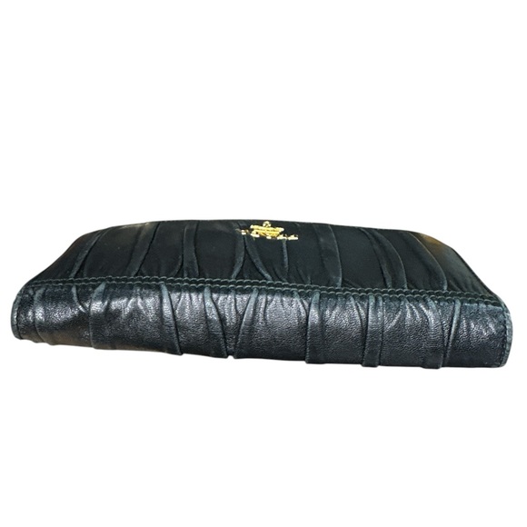 Prada Nappa Gaufre Wallet - Picture 11 of 13